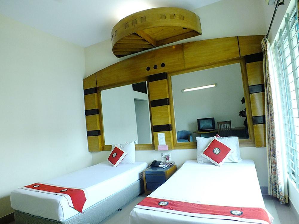 Uni Resort Cox's Bazar Exterior photo