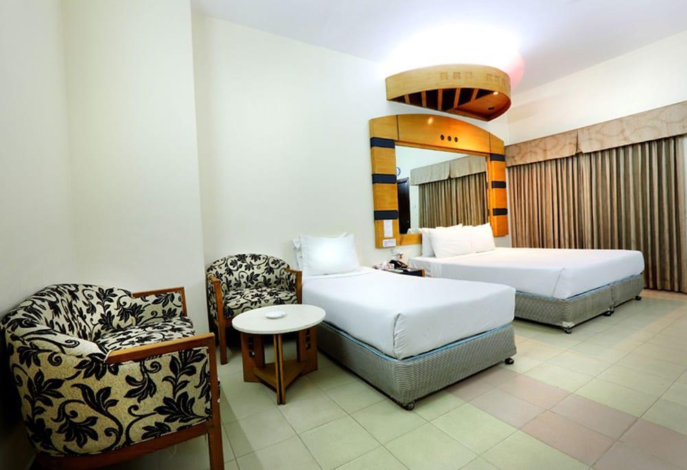 Uni Resort Cox's Bazar Exterior photo